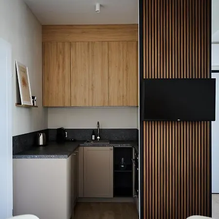 The House Near & Old Town Appartement *