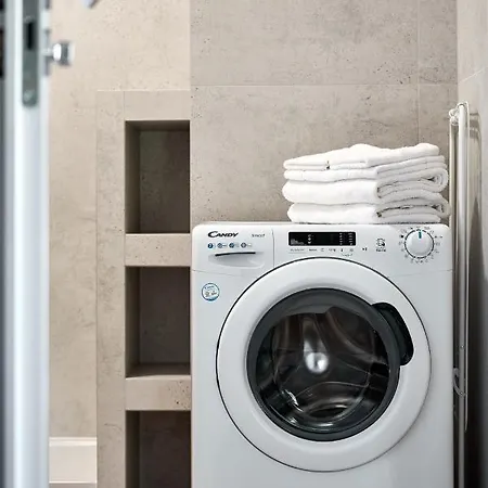 Apartament The House Near & Old Town